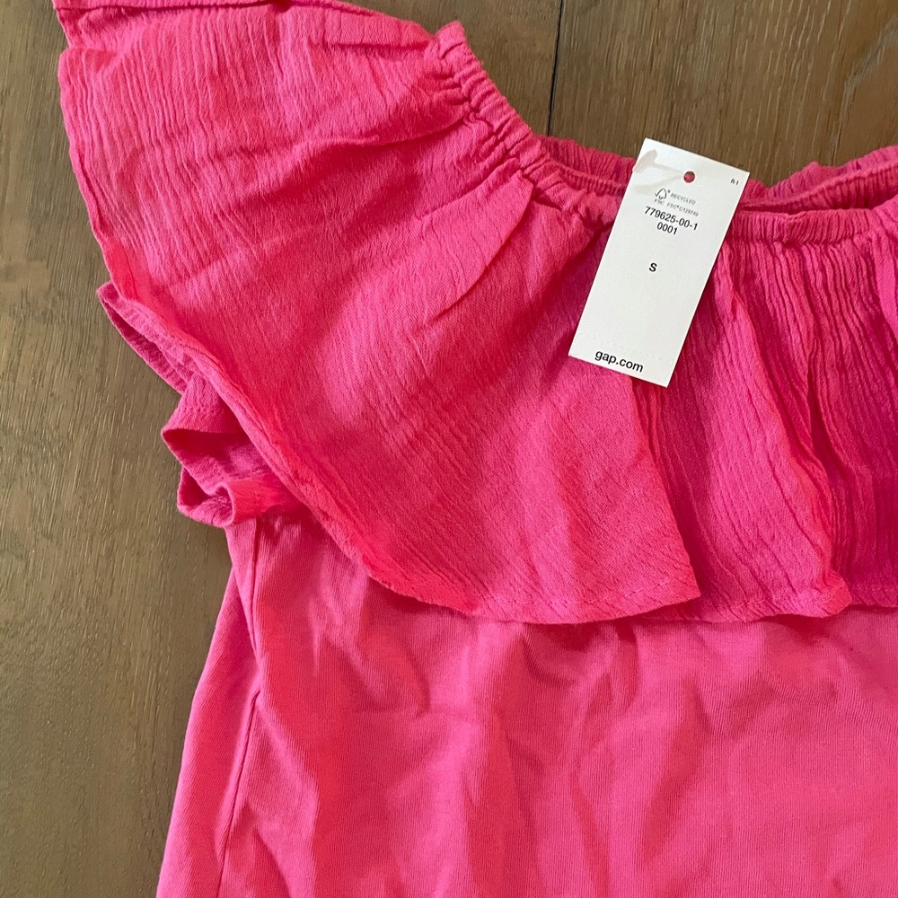 Hot Pink Ruffle Shirt - Picture 2 of 6